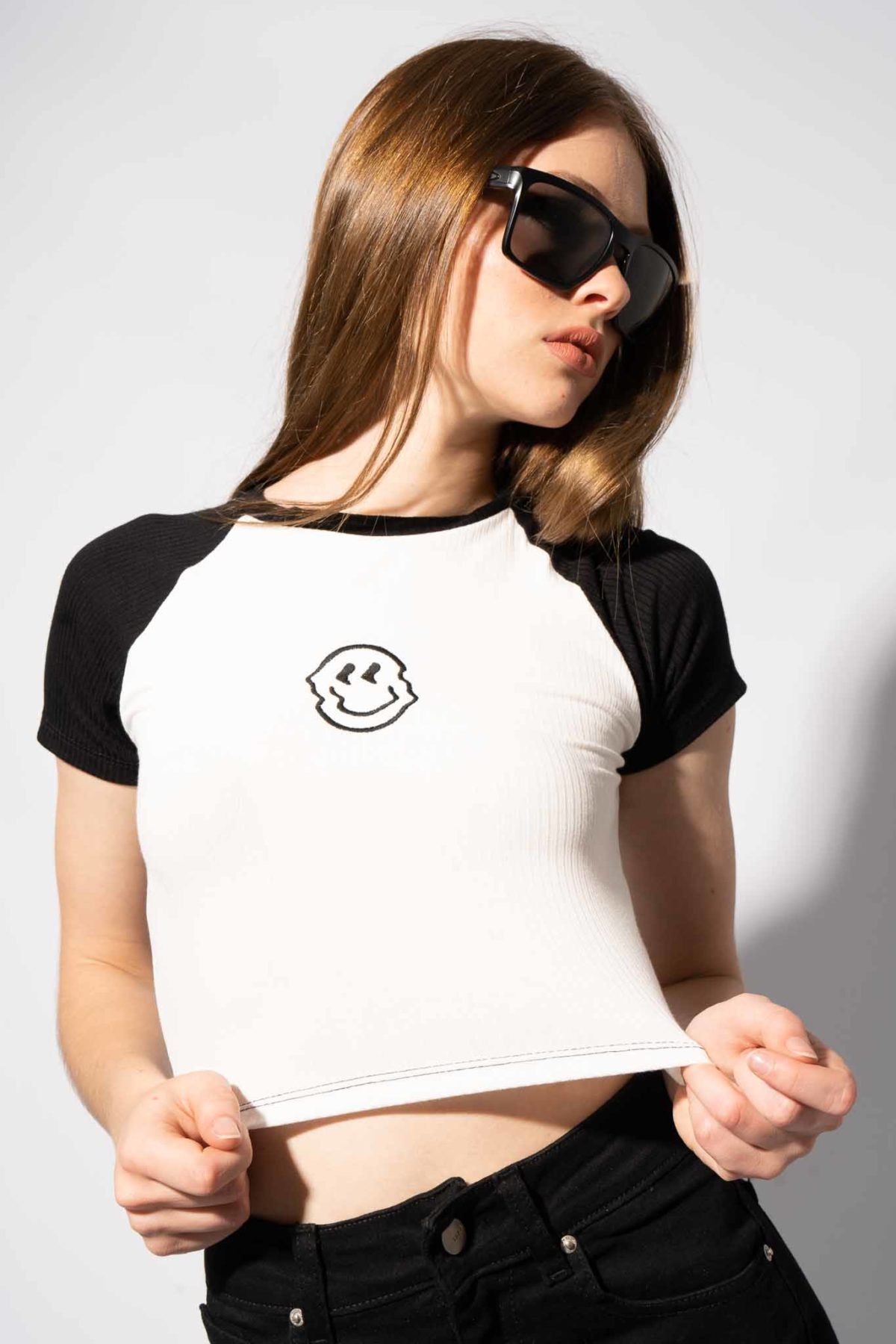 T320G - REMERA MANGA RANGLAN CARITA BORDADO MORLEY VISCOSA