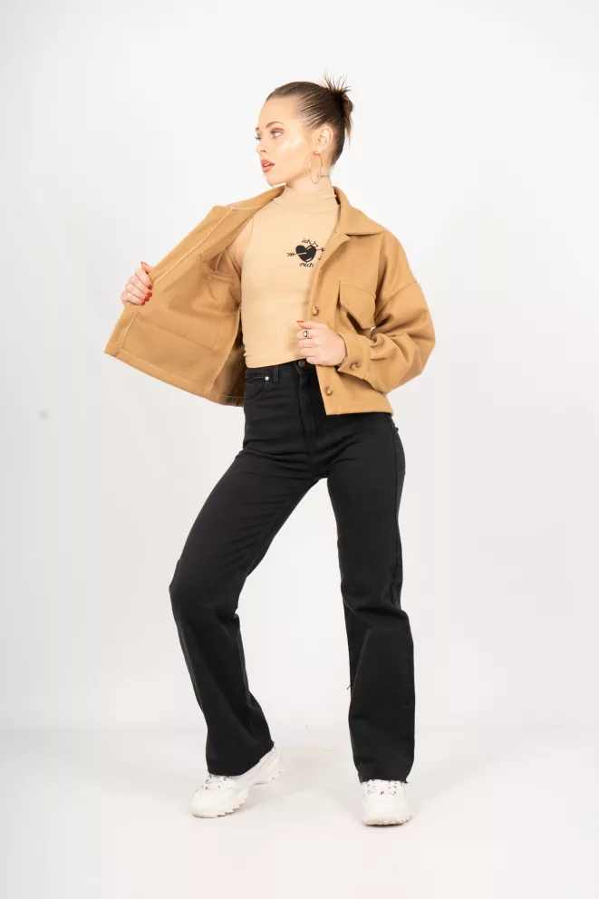 Alternative view of C096 - Chaqueta Lily Corta  Con Bolsillo Grande Doble Paño Liso