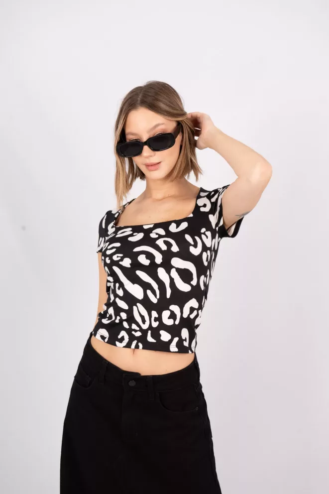 T603 - Top Rubi Escote Cuadrado Modal Soft Print