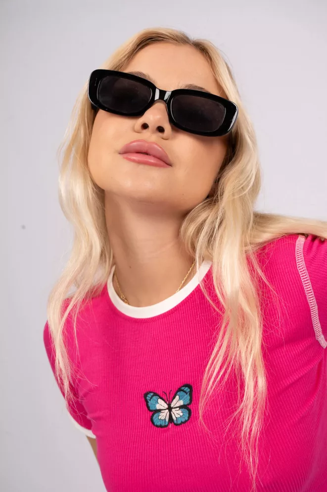 R177 - Remera Butterfly Bordado Delantero