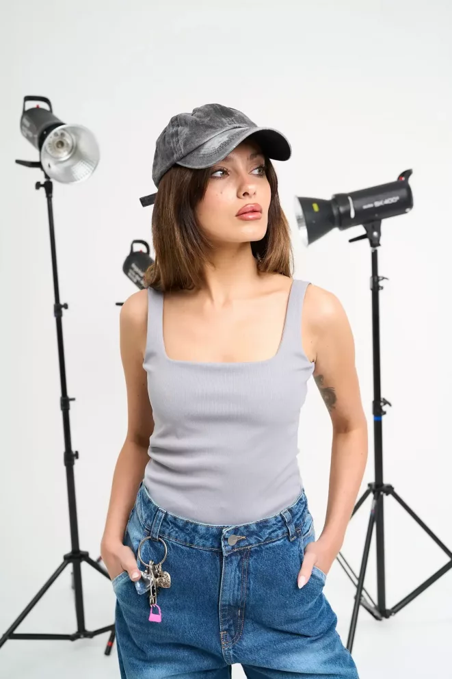 T749 - Musculosa Betty Basica Morley