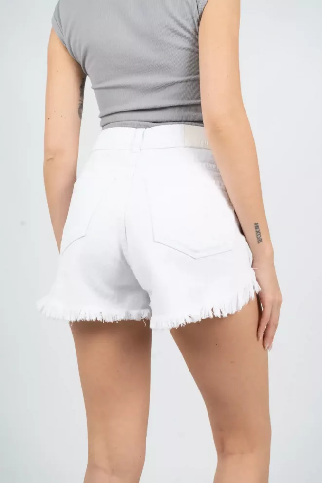 Alternative view of SD376 -  Short Denim Blanco Rígido Desflecado Con Roturas (Naira)