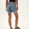 SD384 - Short Denim Azul Rígido Desflecado Con Muchas Roturas (Bonnie) - Imagen 5