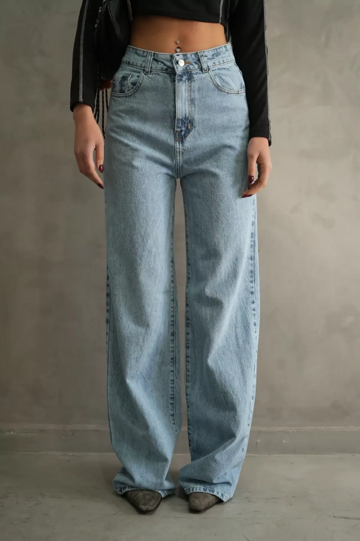SD404 - Wide Leg Denim Celeste Rígido (Lennox)