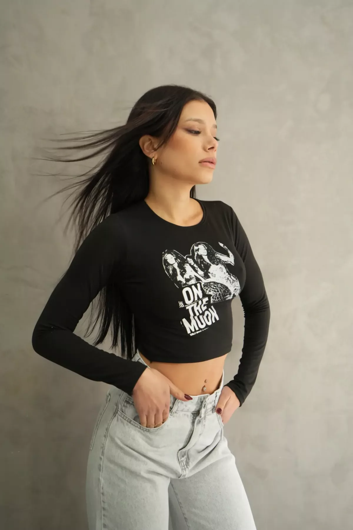 T564H - Camiseta On The Moon Manga Larga Modal Soft