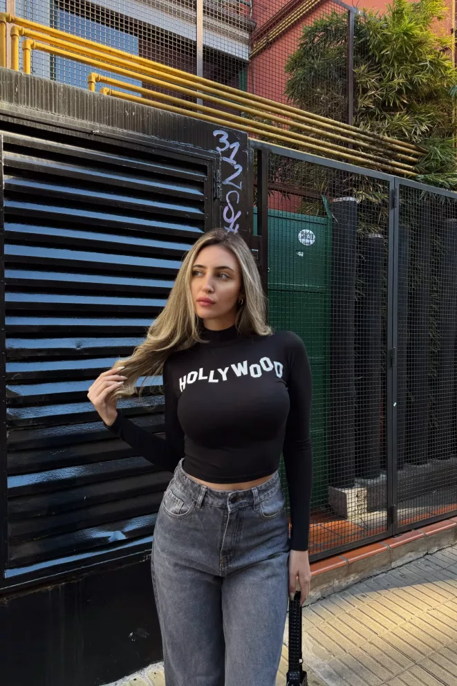 R170D - Polera Hollywood Estampado Delantero Modal Soft