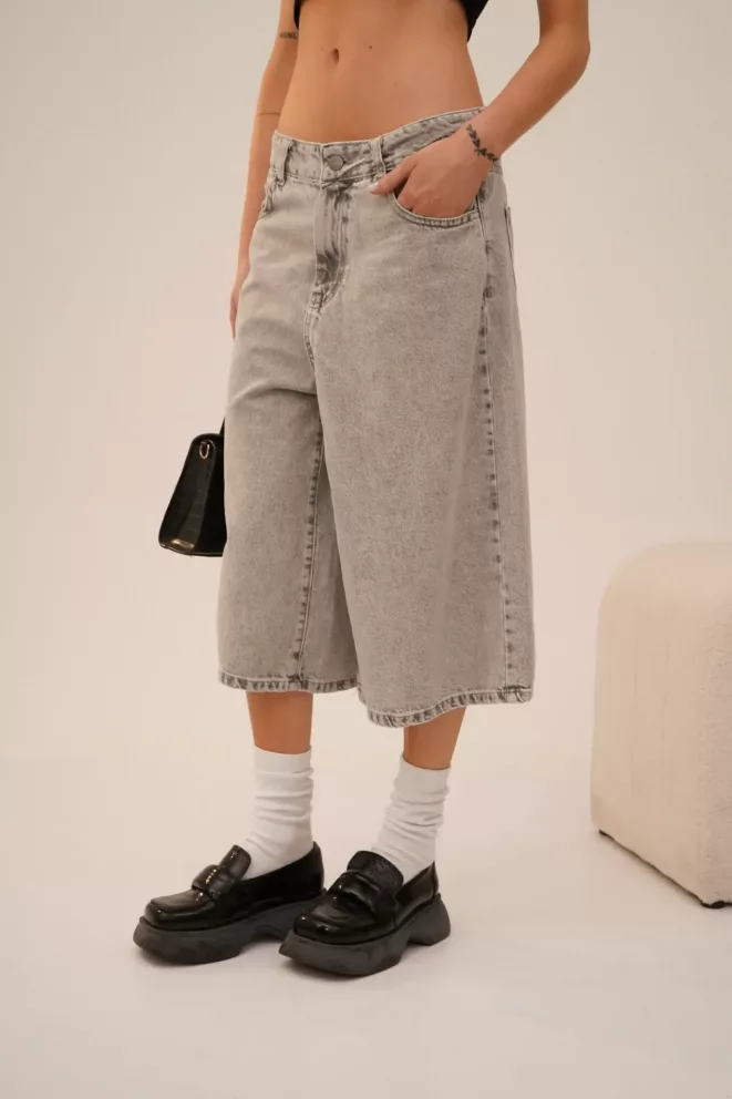 SD430 - Bermuda Baggy Denim Gris Rígido (Sheila)