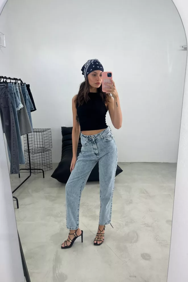 SD435 - Mom Denim Celeste Rígido (Conrad)