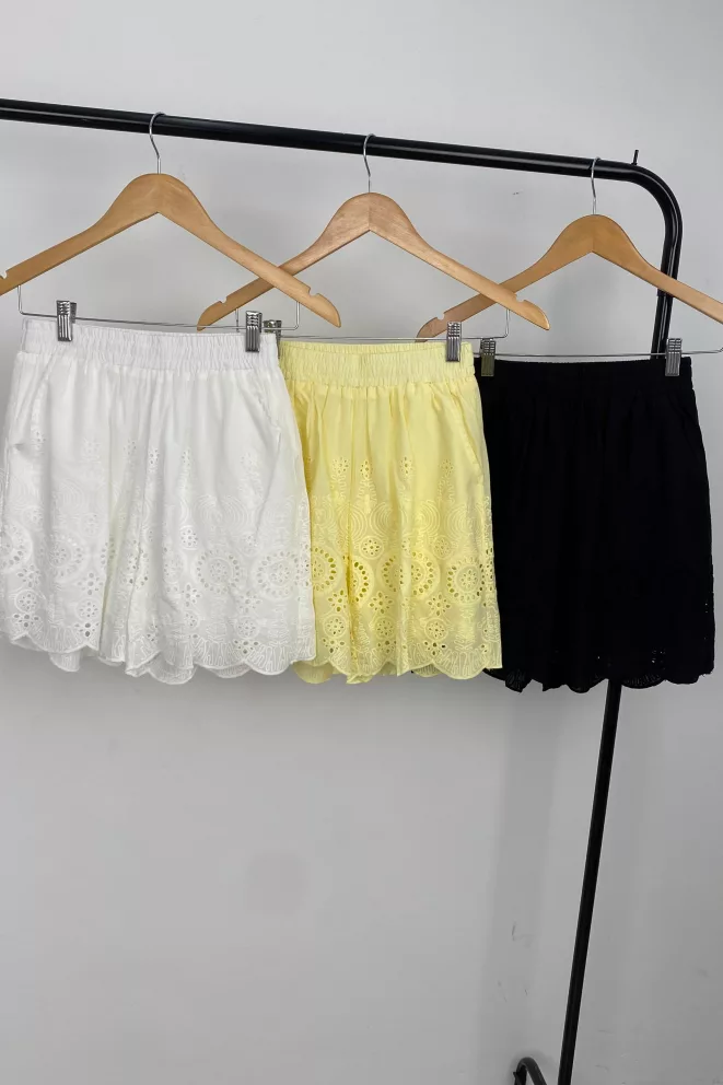 IMPS307 - Short Elowyn Terminacion Bordado