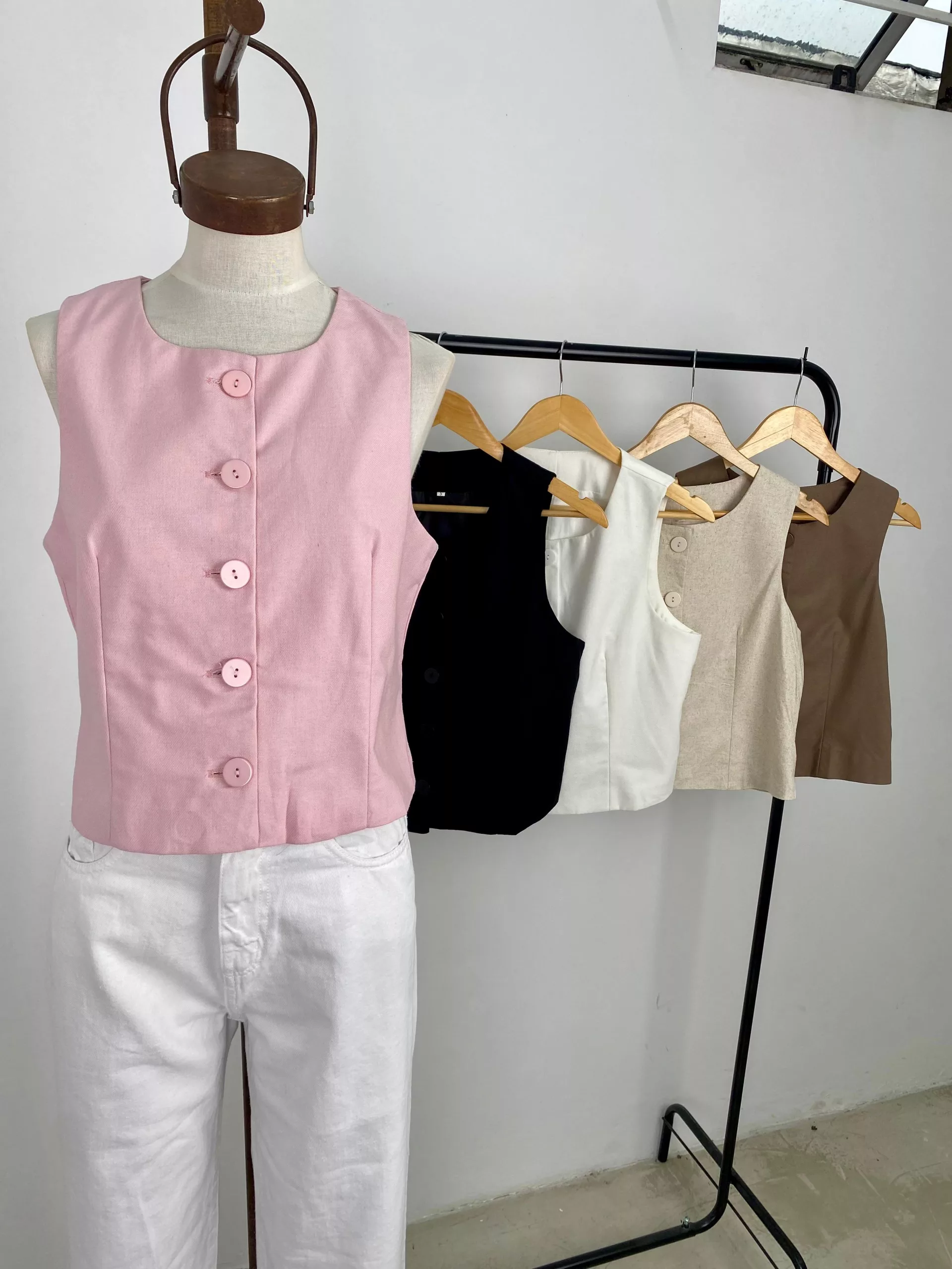 IMPS313 - Chaleco Alienor Cuello Redondo