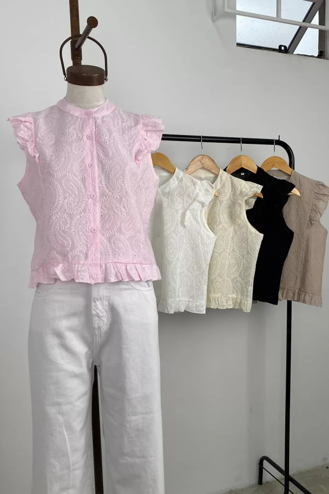 IMPS303 - Blusa Gemma Broderie Bordado Cuello Mao