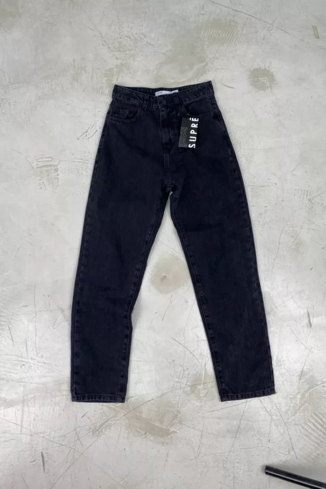 SD450 - Mom Denim Negro Rigido (Delhi)