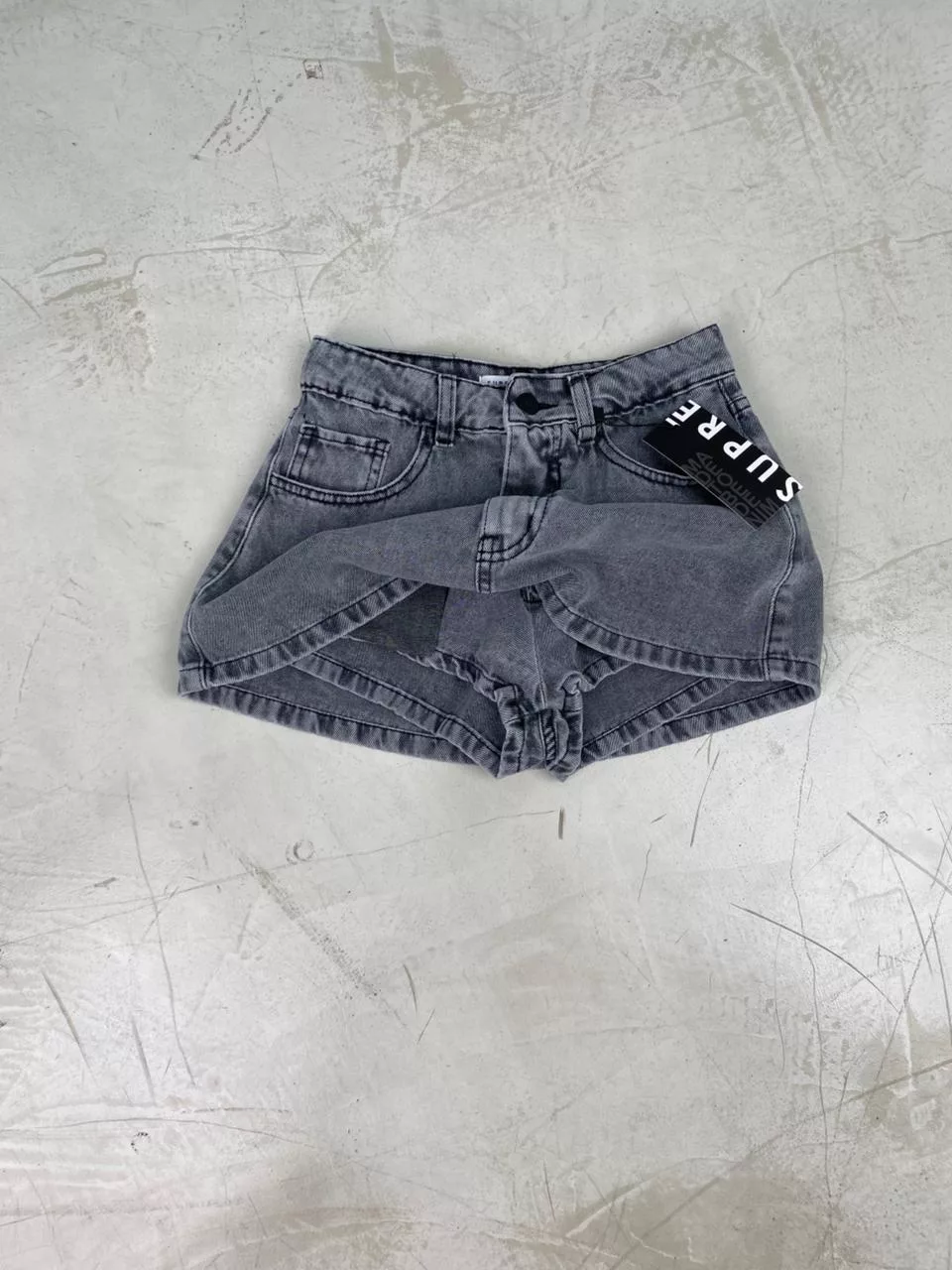 Sd449 - Mini Skort Tiro Bajo Denim Gris Rígido (Audrey)