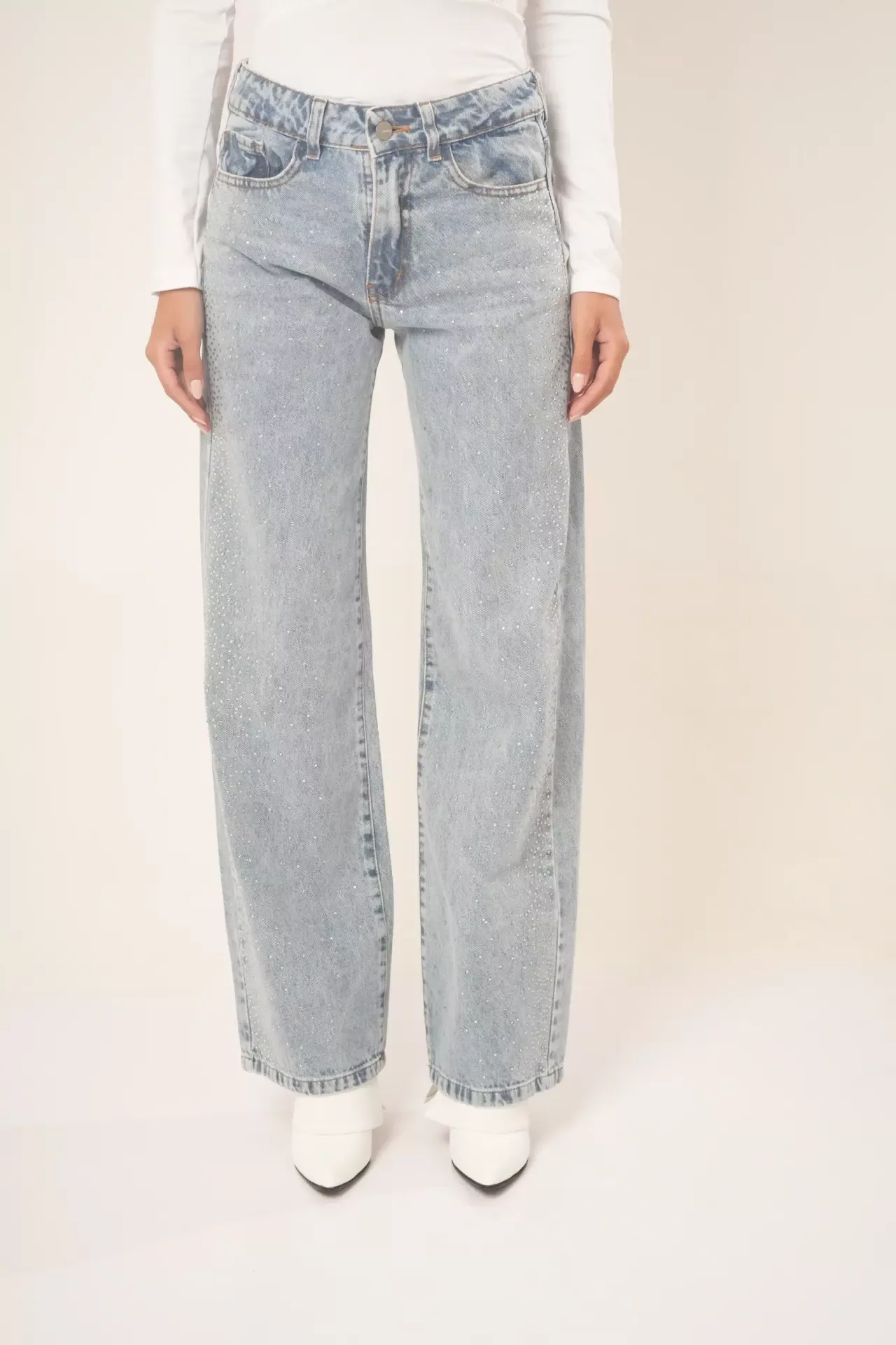 SD453 - Wide Leg Tiro Bajo Strass Denim Celeste Rígido (Zyra)
