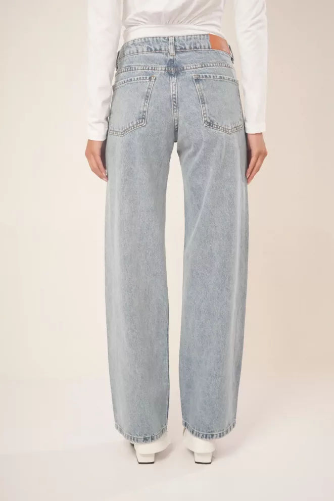 Alternative view of SD453 - Wide Leg Tiro Bajo Strass Denim Celeste Rígido (Zyra)