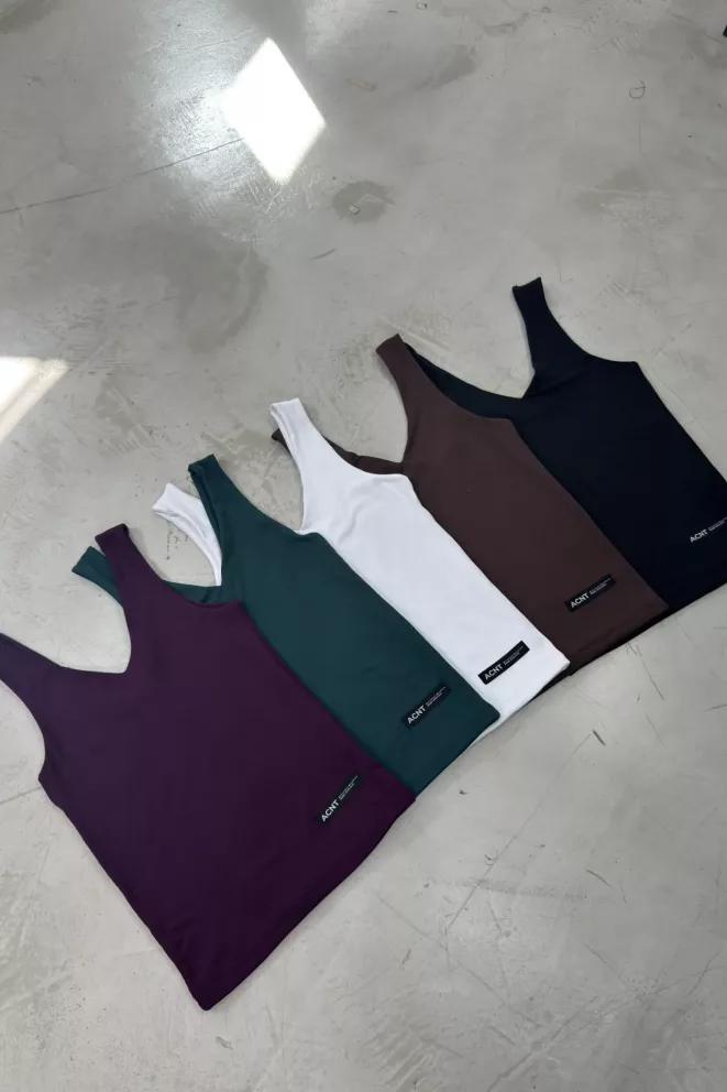 T792 - Musculosa Ismara Cuello V Basica Doble Modal Soft