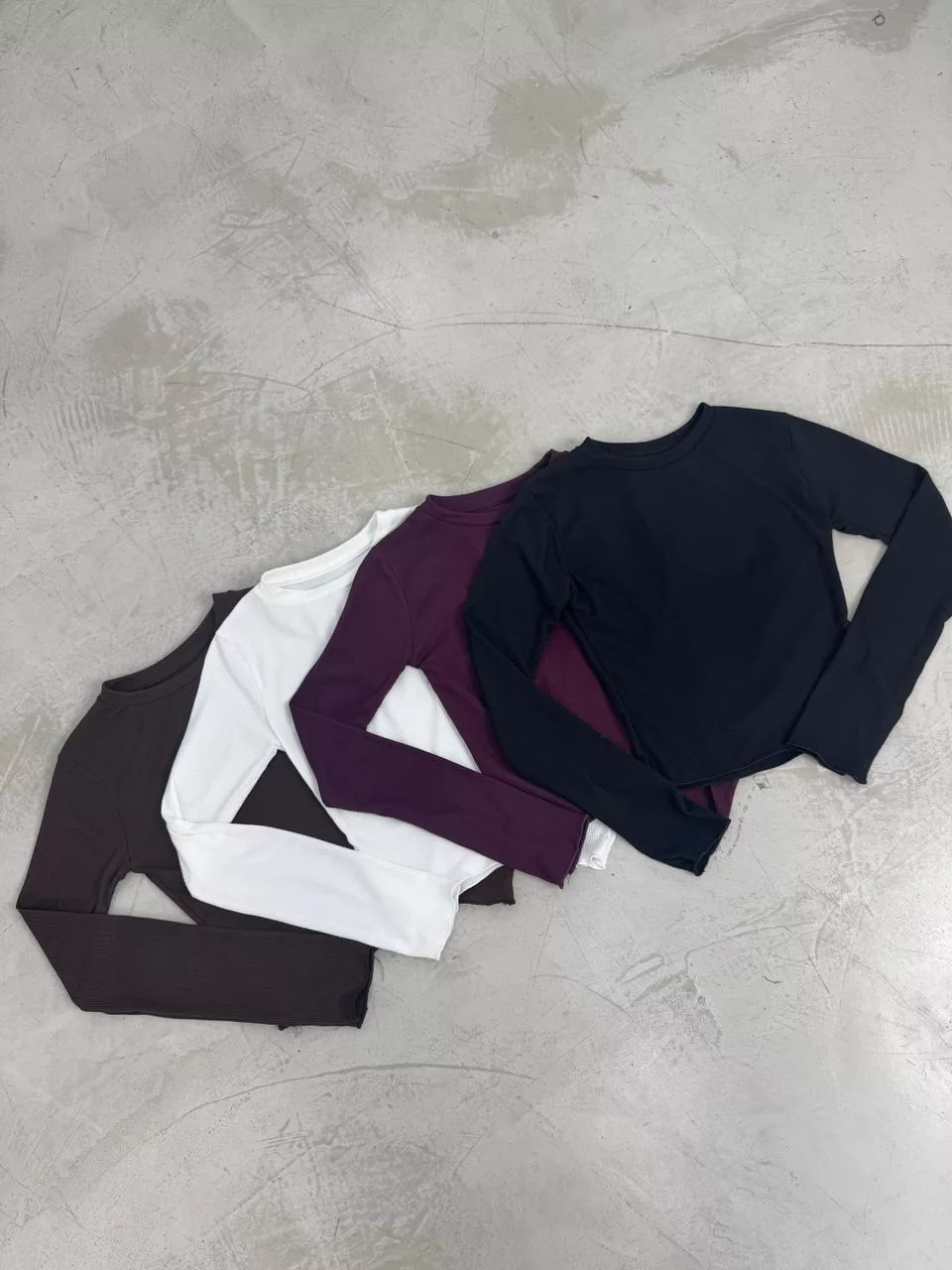 R189A - Remera Oporto Rulote Manga Larga Morley Brush