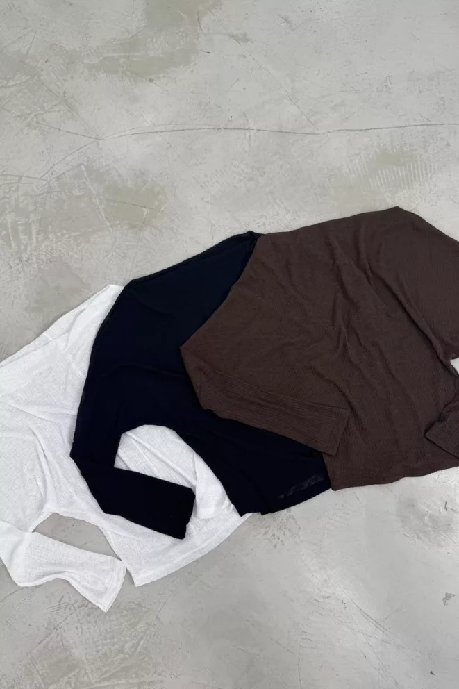 R215 - Camiseta Berta cuello bote Manga Larga Punto Flame