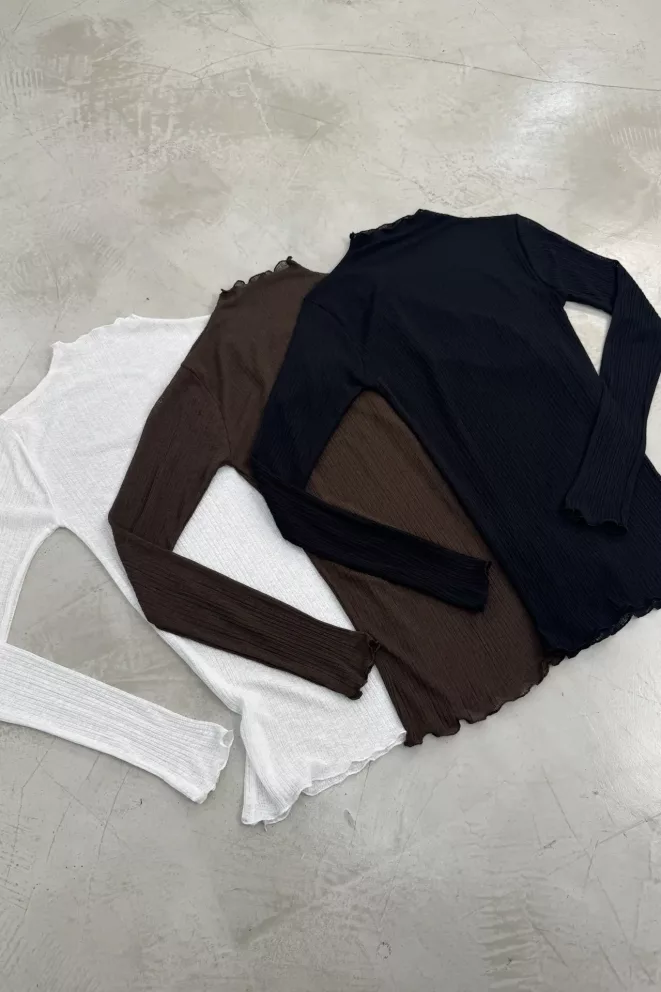 Alternative view of R216 - Camiseta Nolkis Cuello Alto Rulote Punto Flame
