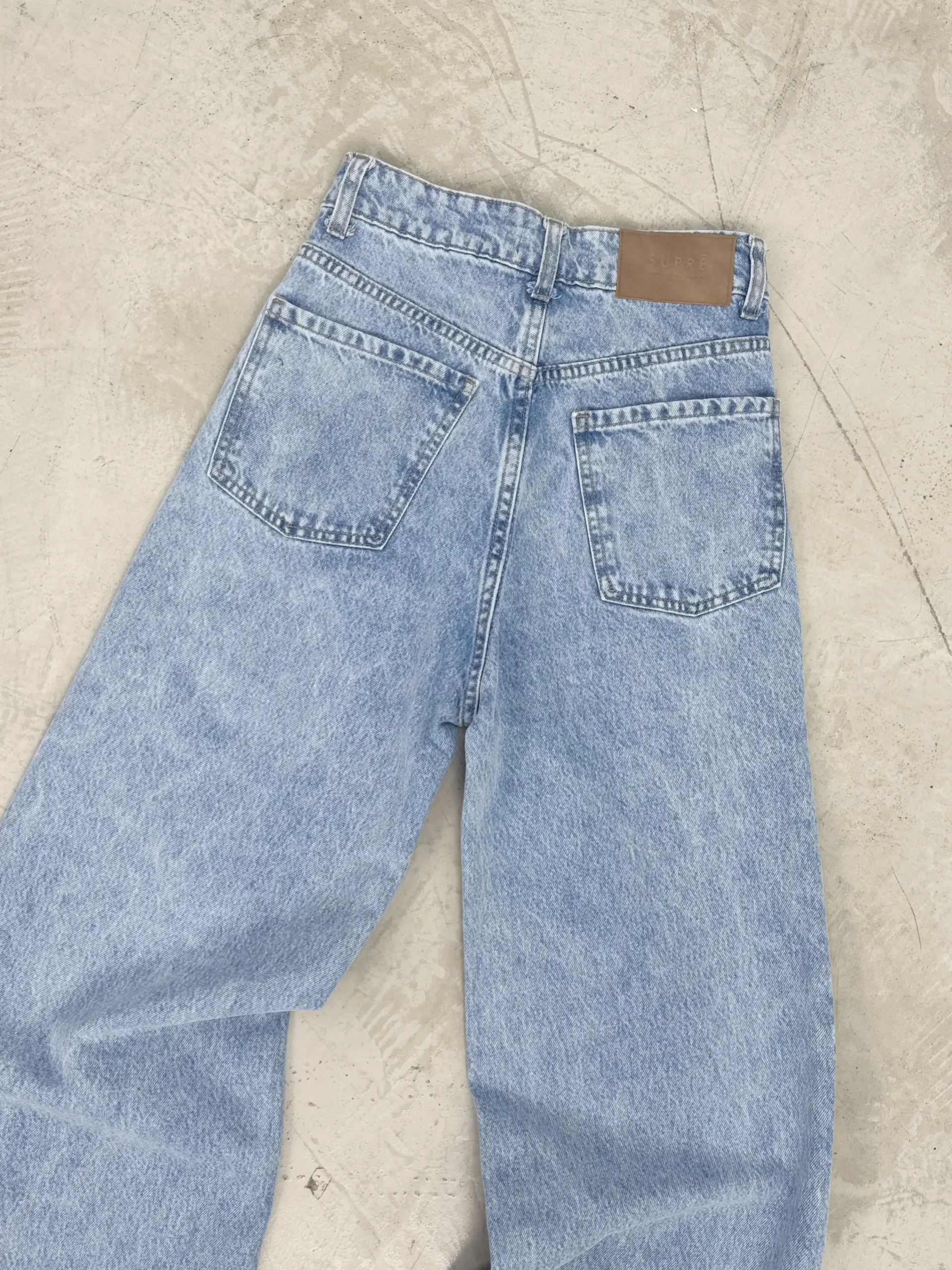 SD471 - Wide Leg Denim Celeste Rígido (Rivora) - Imagen 4