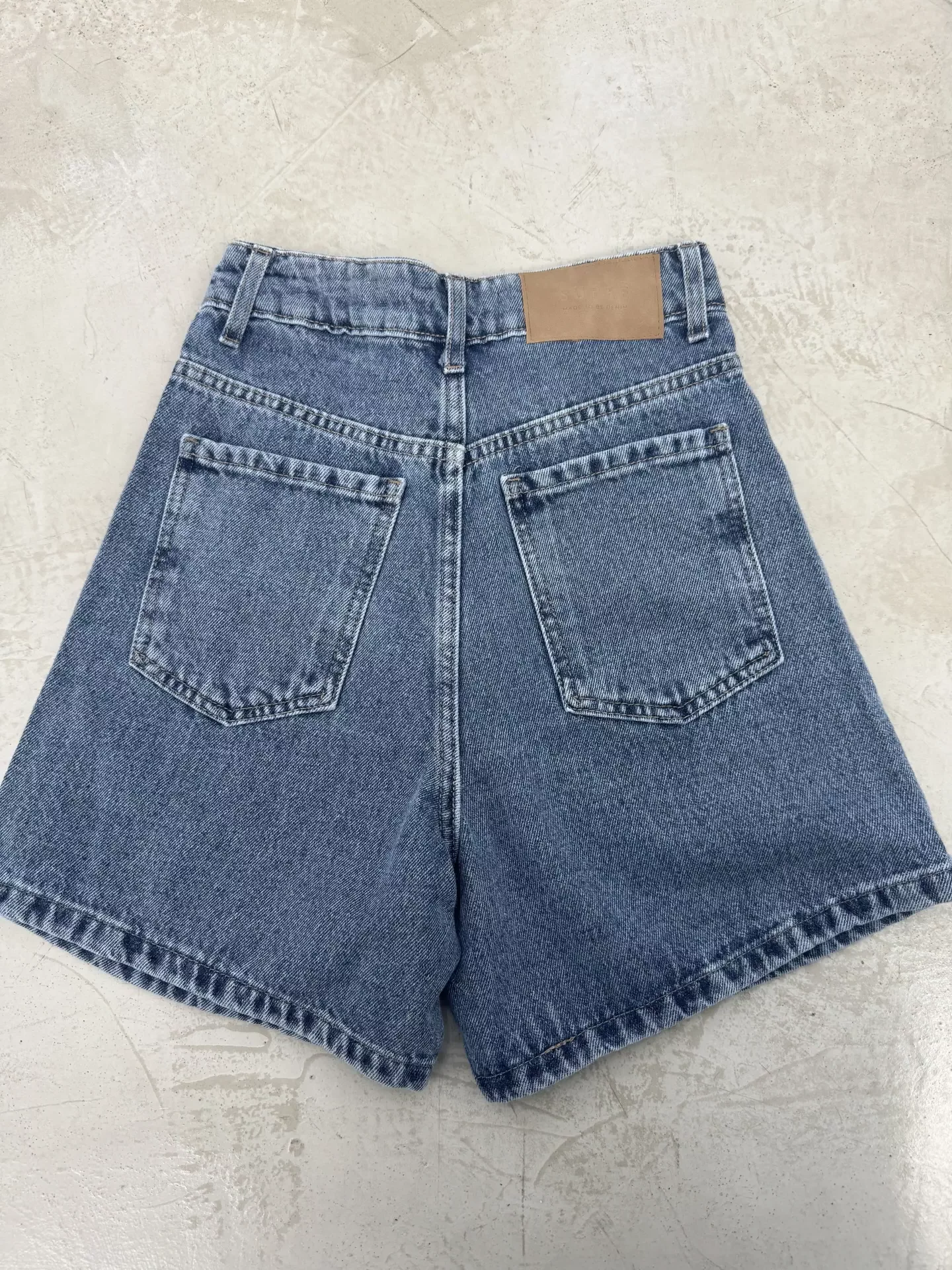 SD474 - Bermuda Denim Azul rigido (Talune) - Imagen 2