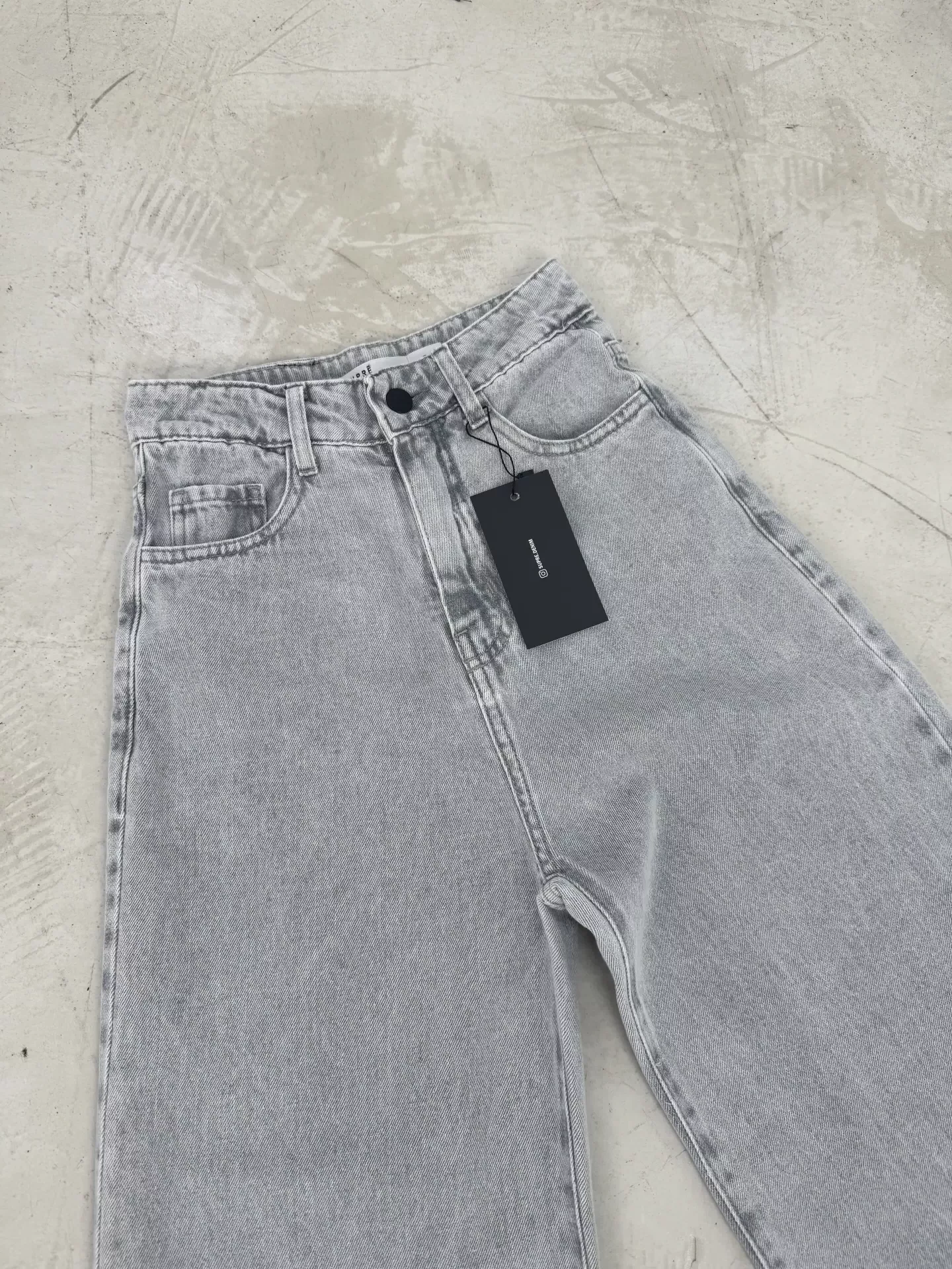 SD472 - Wide Leg Denim Rigido Gris Claro (Donatella) - Imagen 2