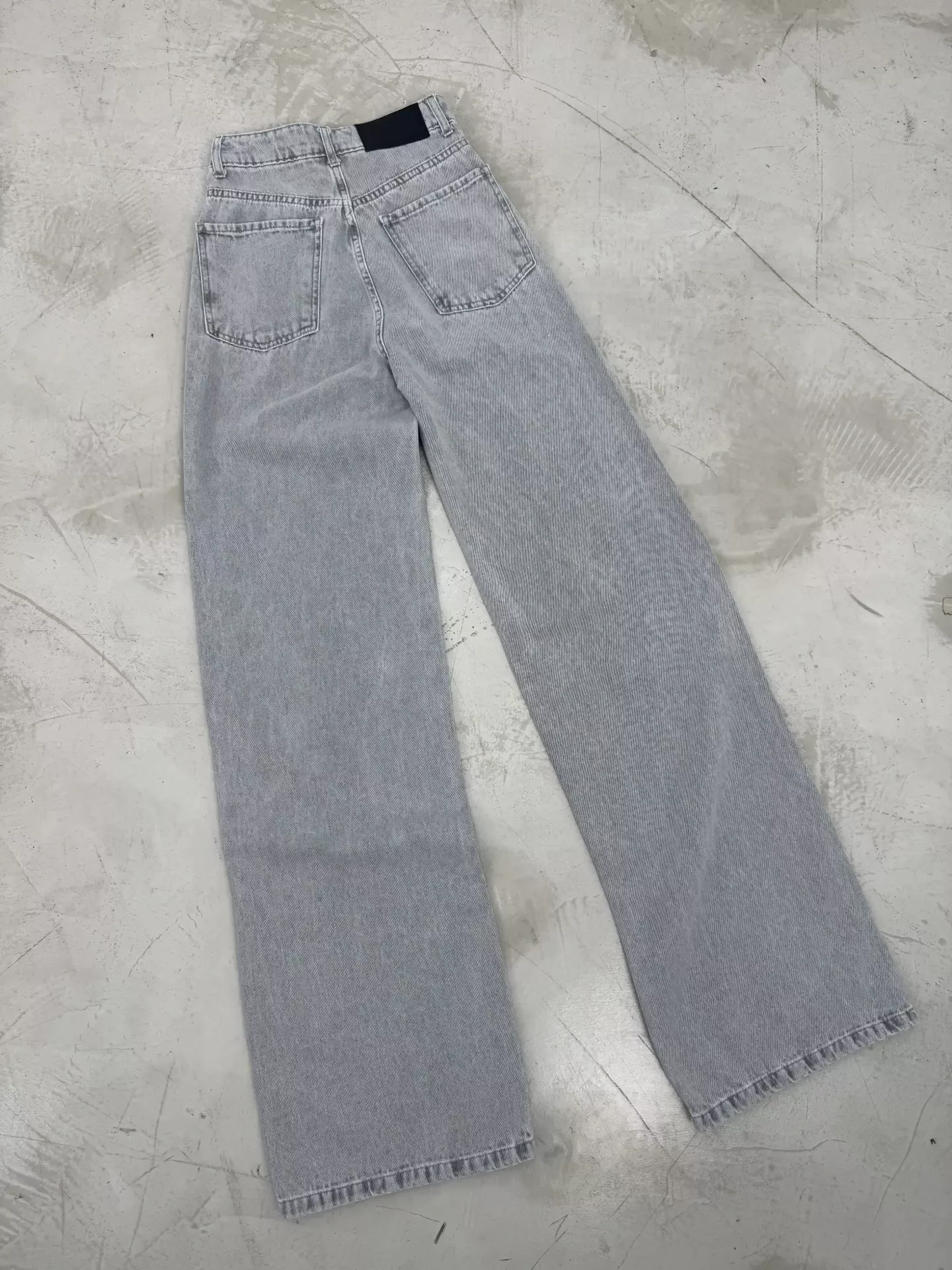 SD472 - Wide Leg Denim Rigido Gris Claro (Donatella) - Imagen 4