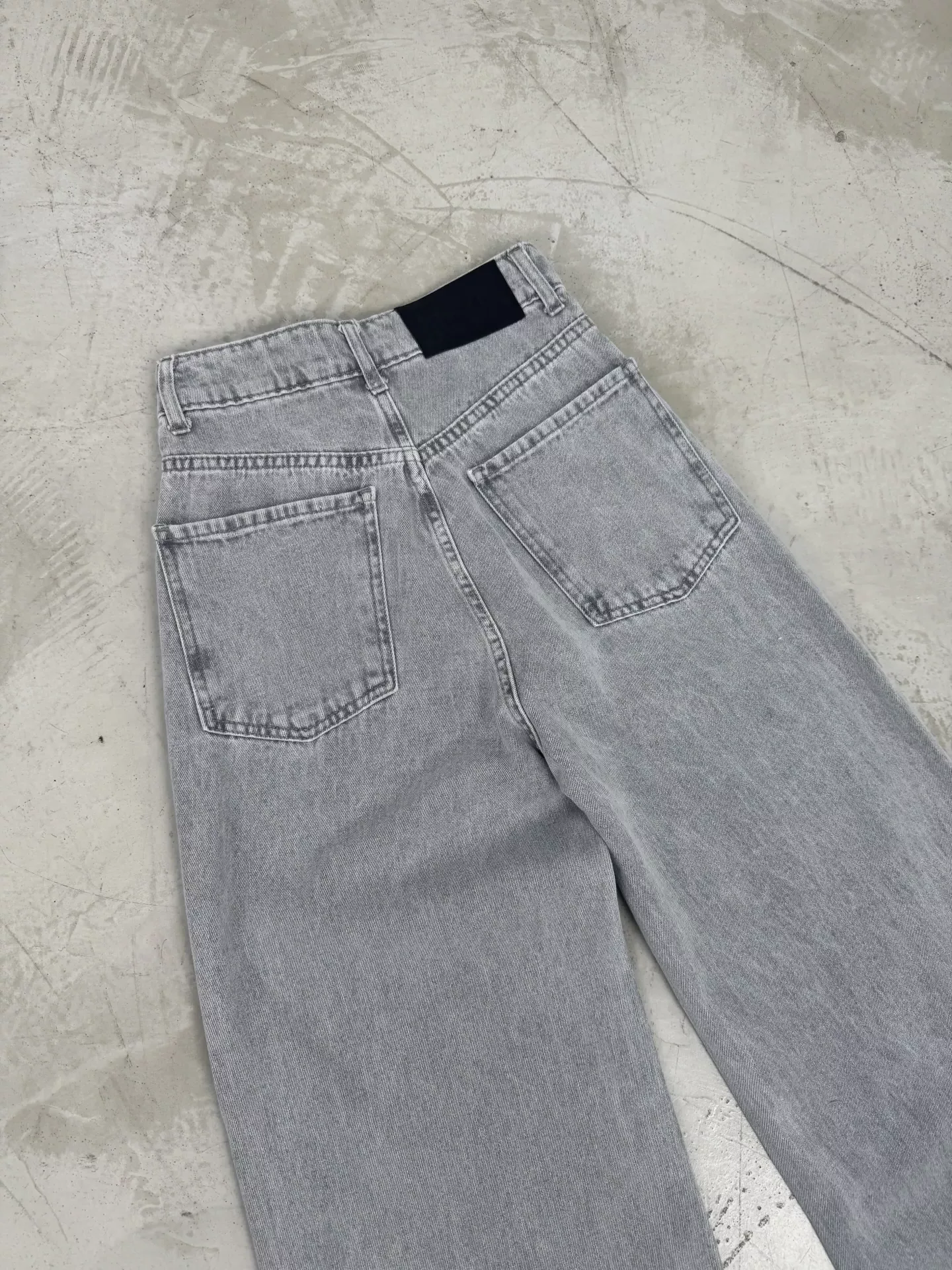 SD472 - Wide Leg Denim Rigido Gris Claro (Donatella) - Imagen 3