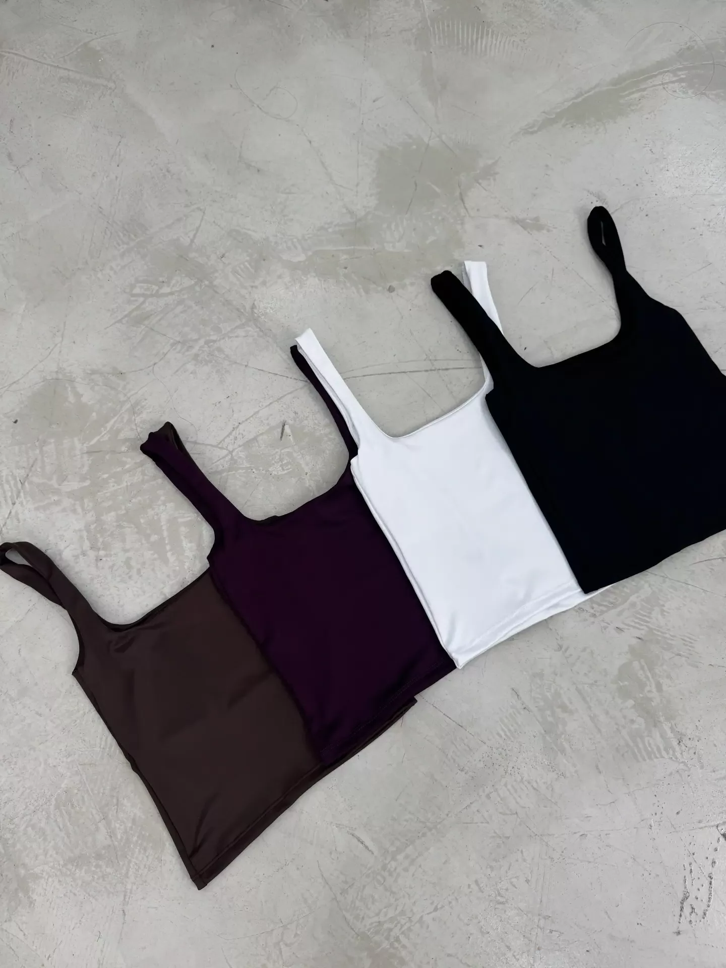 T638B - Musculosa Betty Basico Microfibra