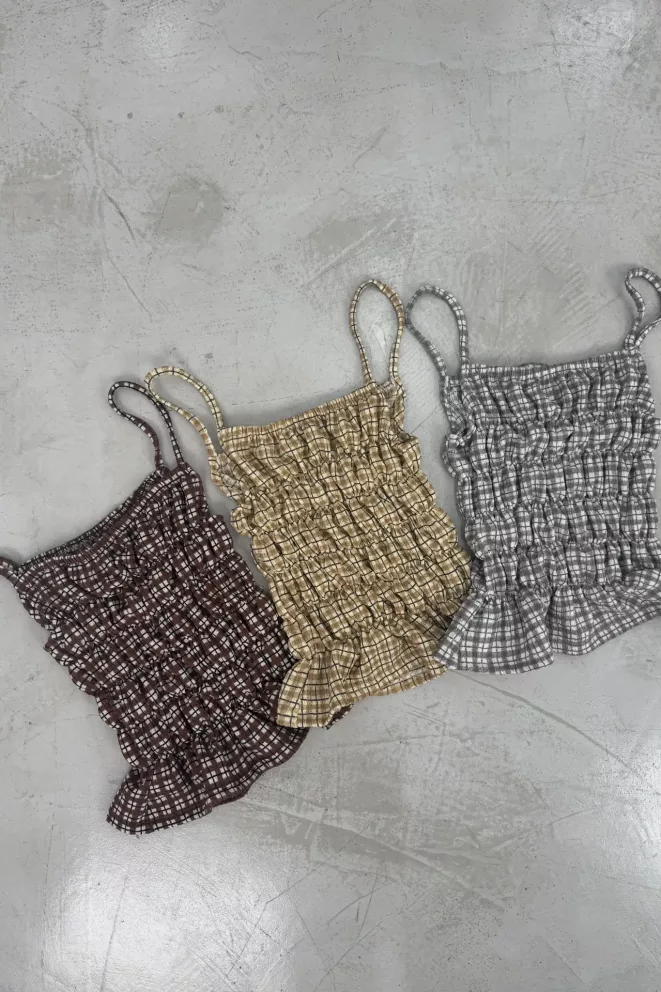 T867 - Musculosa Melisse De Bretel Con Frunce Cuadros