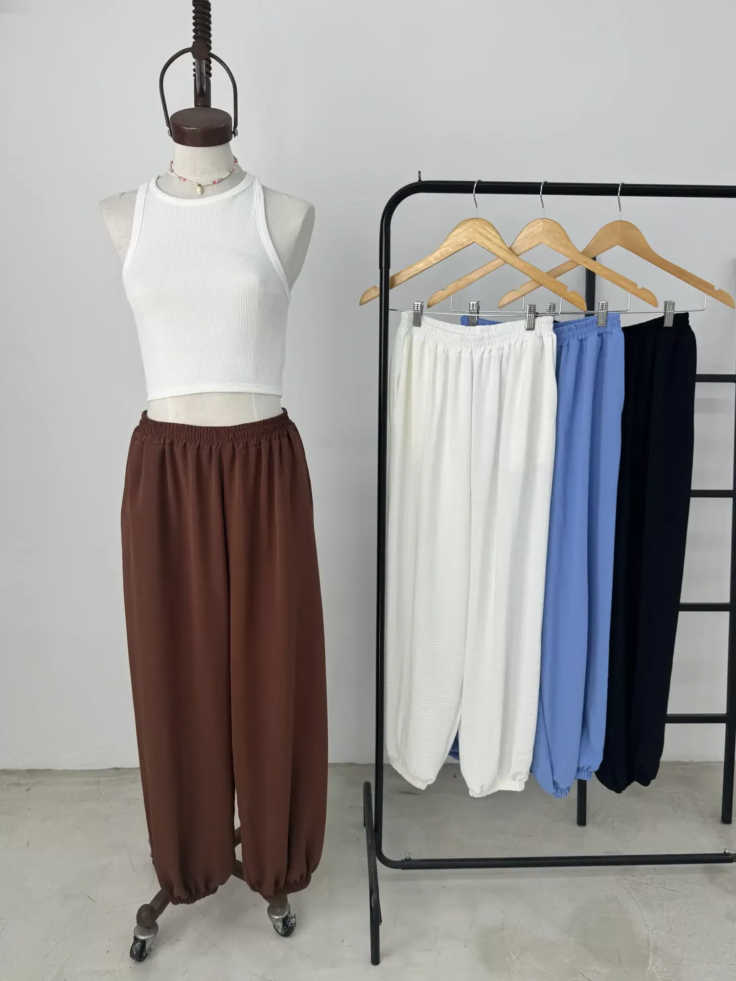 Q099 - Pantalon Bombacho Mirelia Con Bolsillos Cey - Imagen 2