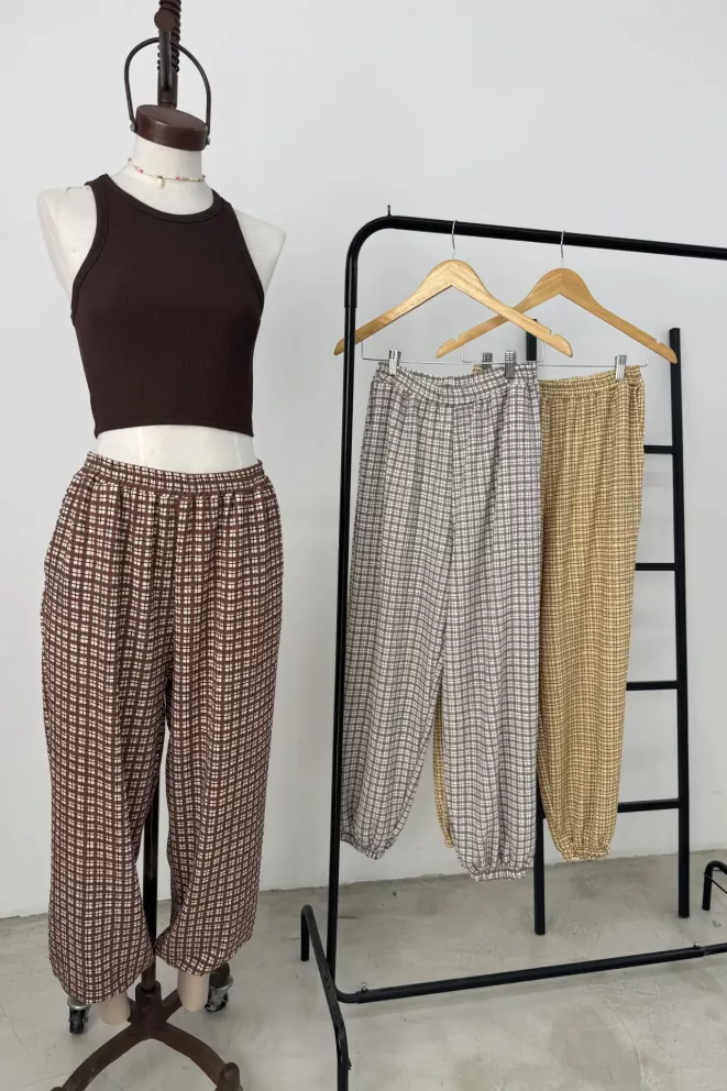 Q105 - Pantalon Bombacho Althea Con Bolsillos Cuadrille