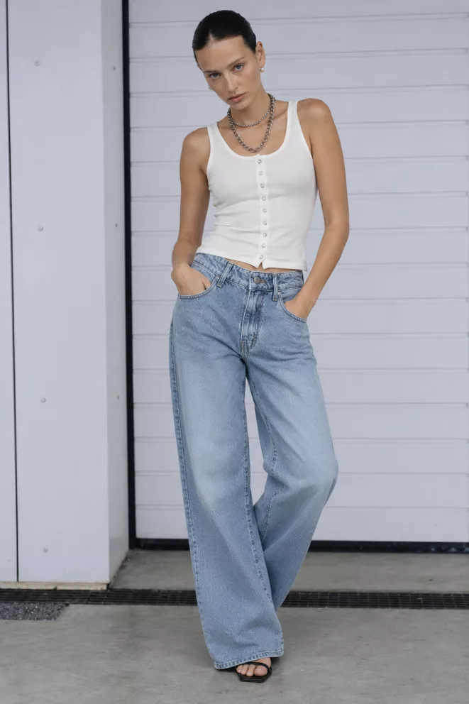 SD481 - Wide Leg Denim Celeste Rígido (Alira)