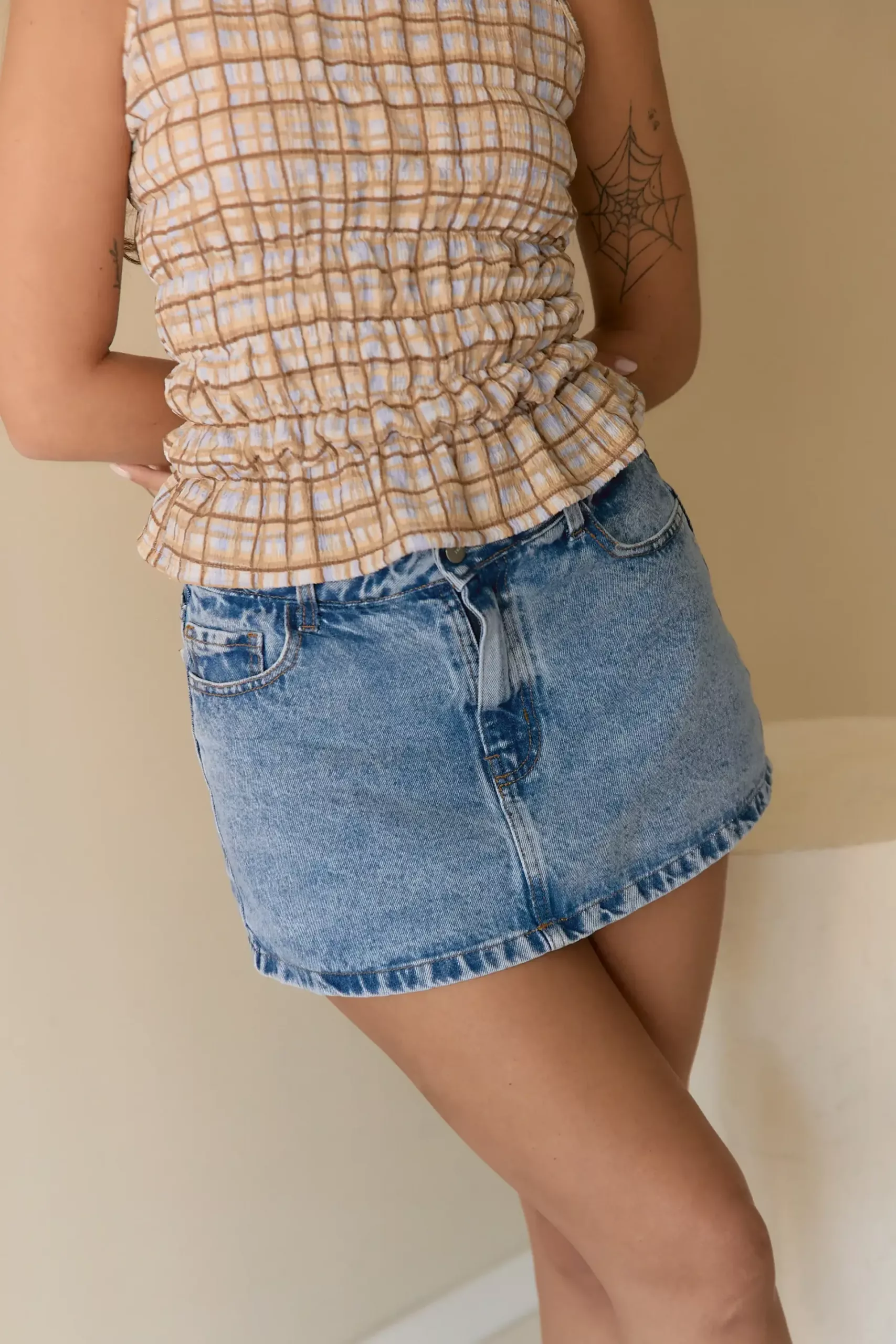 SD424 - Mini Skort Tiro Bajo Denim Celeste Rígido (Jade)