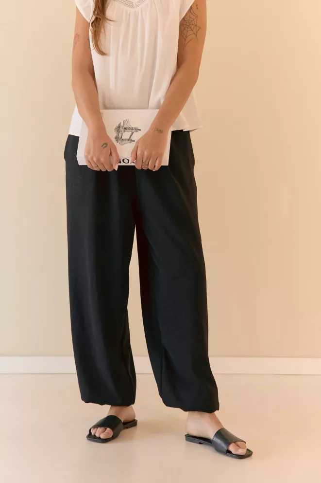 Q099 - Pantalon Bombacho Mirelia Con Bolsillos Cey