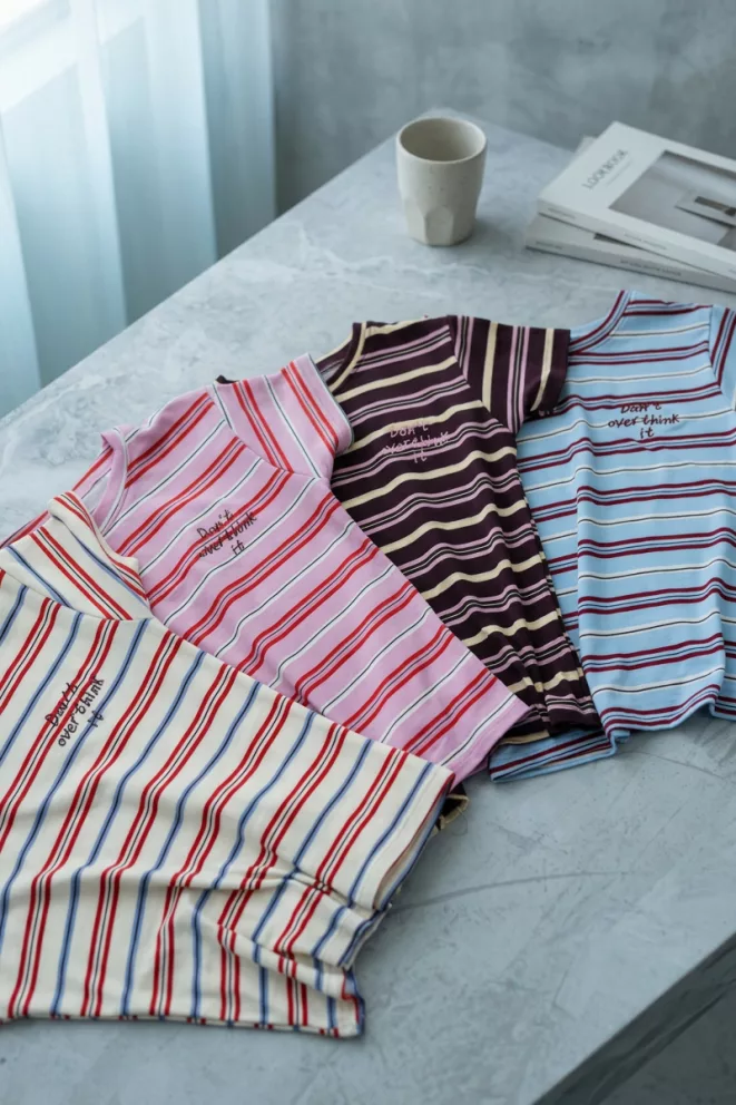Alternative view of R068L - Remera Dont Overthink it Bordado