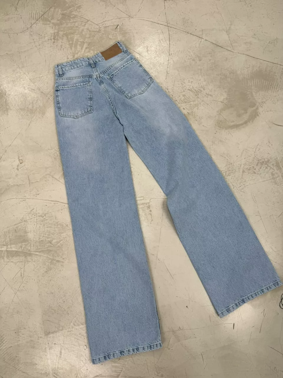 SD481 - Wide Leg Denim Celeste Rígido (Alira) - Imagen 4