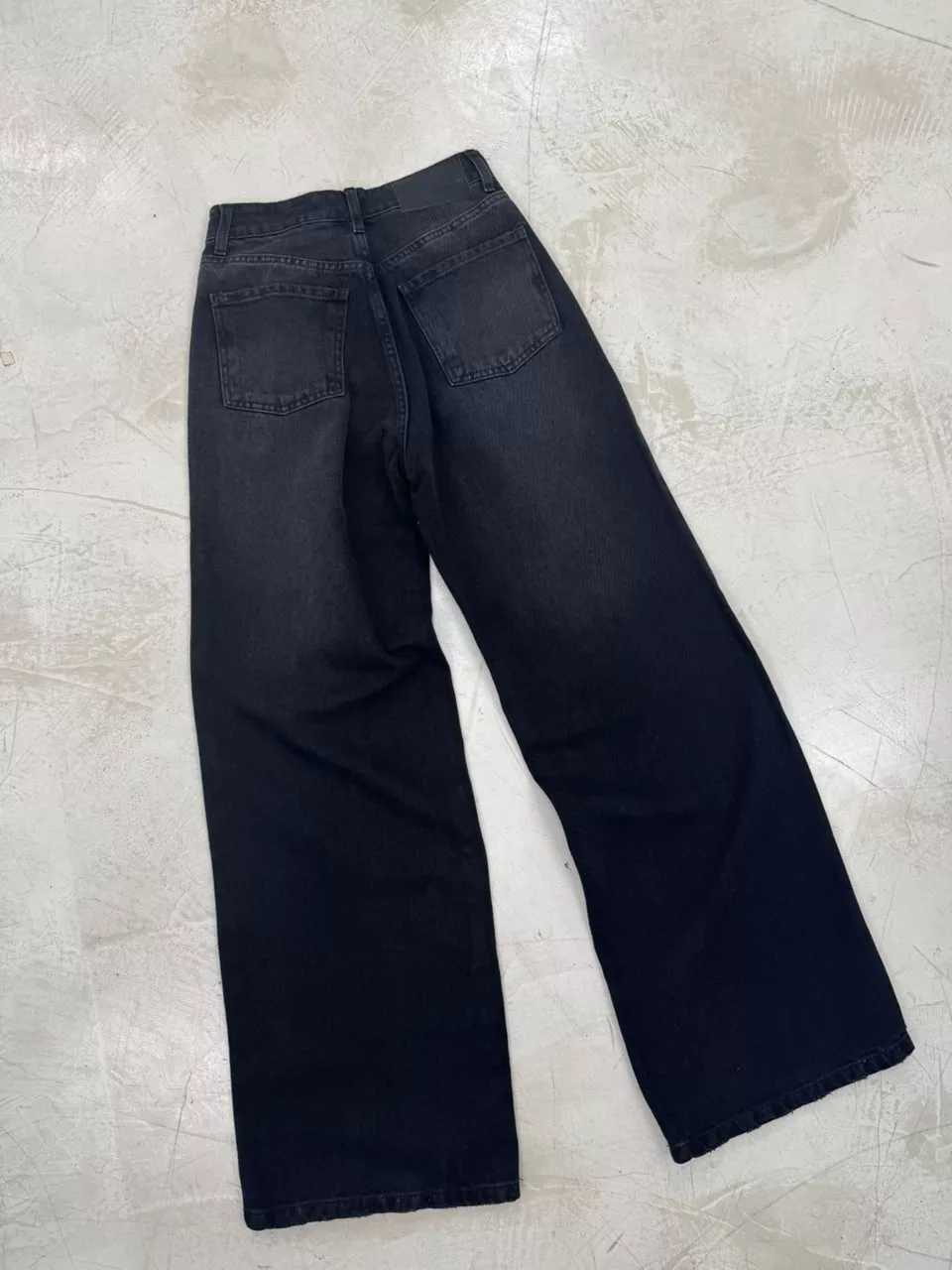 SD480 - Wide Leg Denim Negro Gastado Rígido (Maila) - Imagen 6