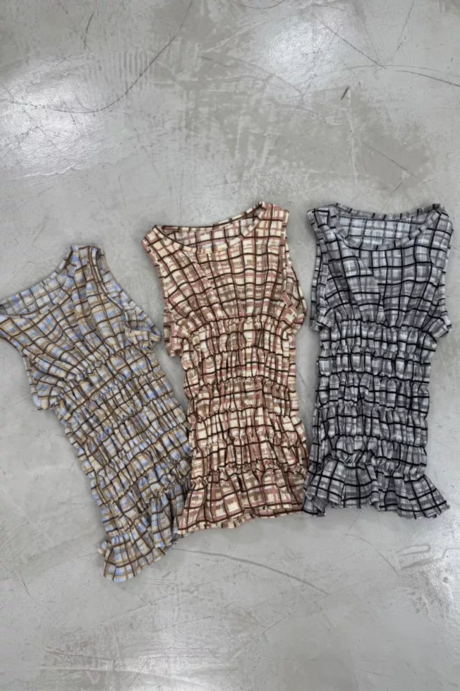 T866 - Musculosa Lurelle Con Frunce Cuadros