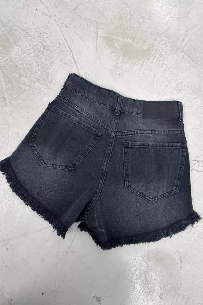 Alternative view of SD479 - Short Denim Negro Rígido Desflecado (Lennon)